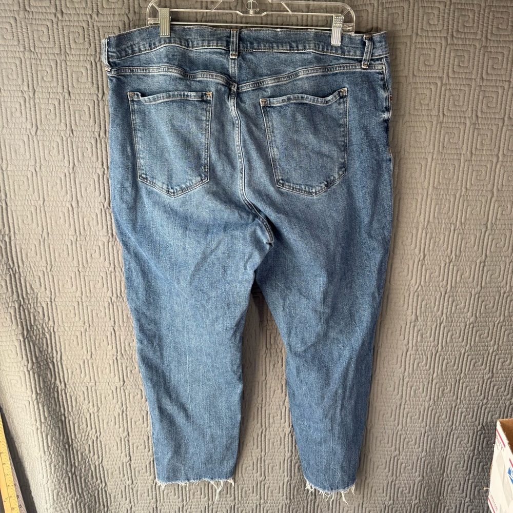 Old Navy Jeans Women’s 18 Blue Boyfriend Distressed Midrise - Picture 8 of 10